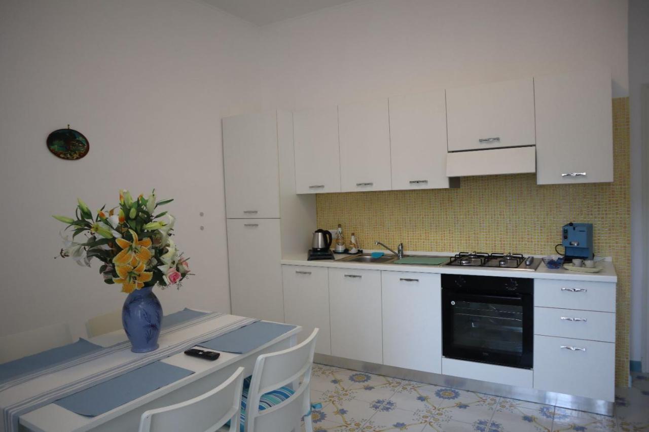 Mary'S Apartment Maiori Esterno foto